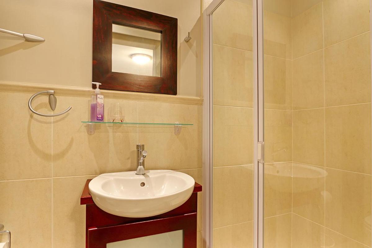 הוילה בלוברגסטראנד Bayview 30 By Hostagents מראה חיצוני תמונה
